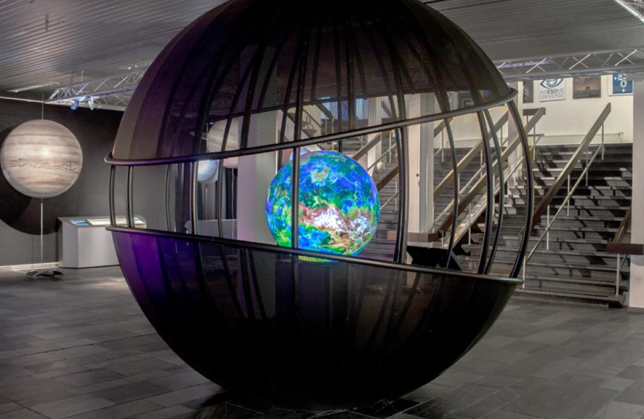Globe in The Planetarium of the Royal Observatory of Belgium
