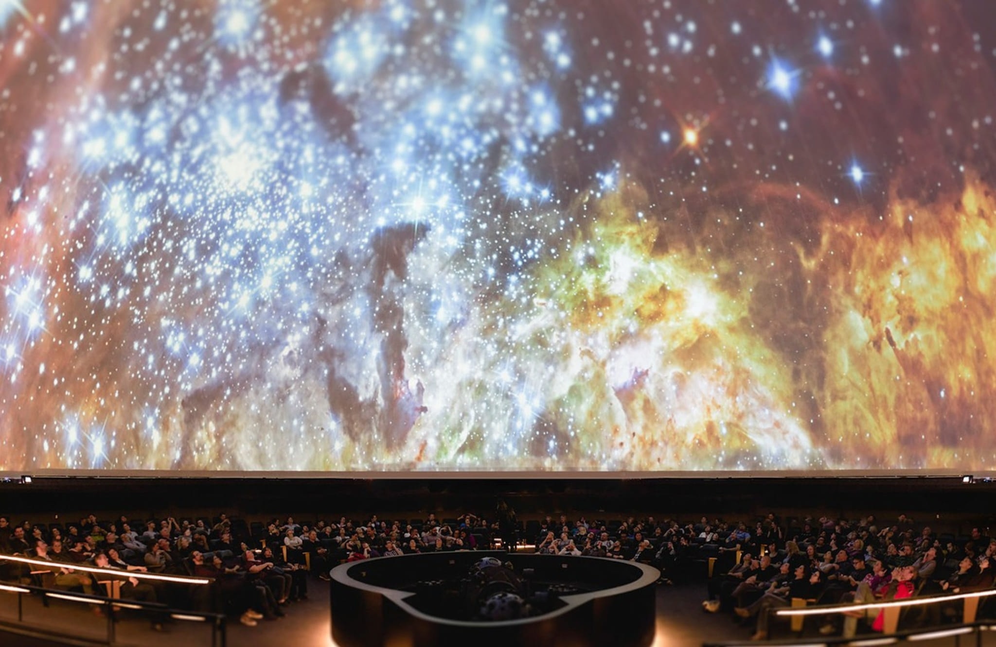 h_r_macmillan_space_centre_cover